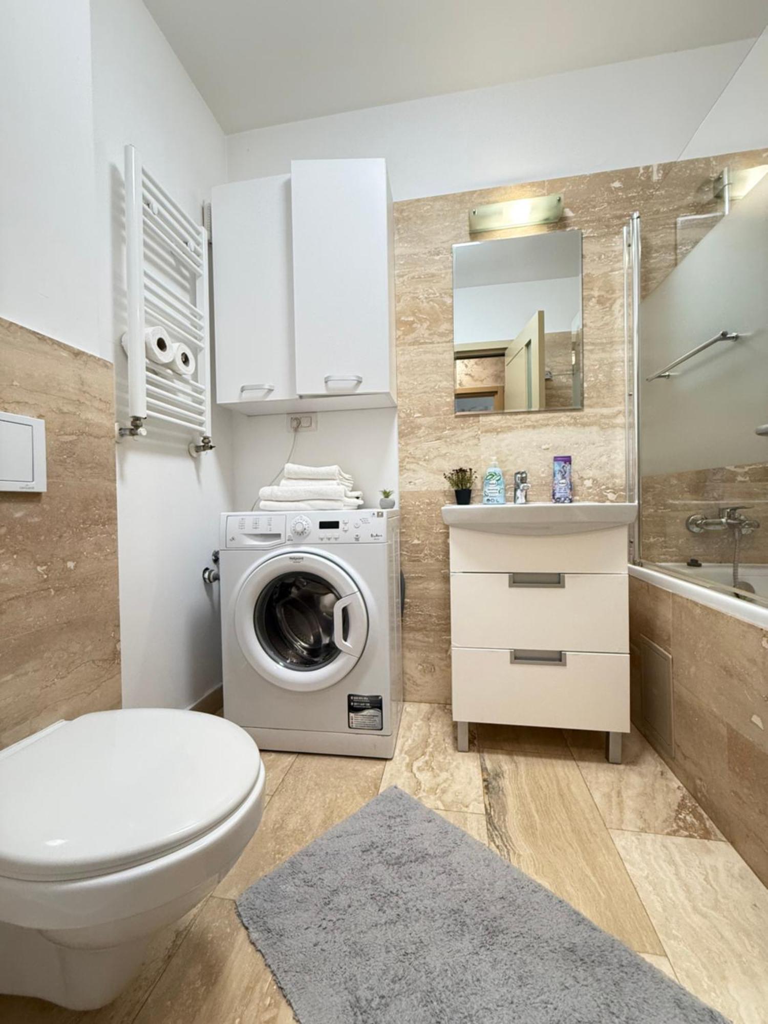 Smart Stay Studio With Free Parking 雅西 外观 照片