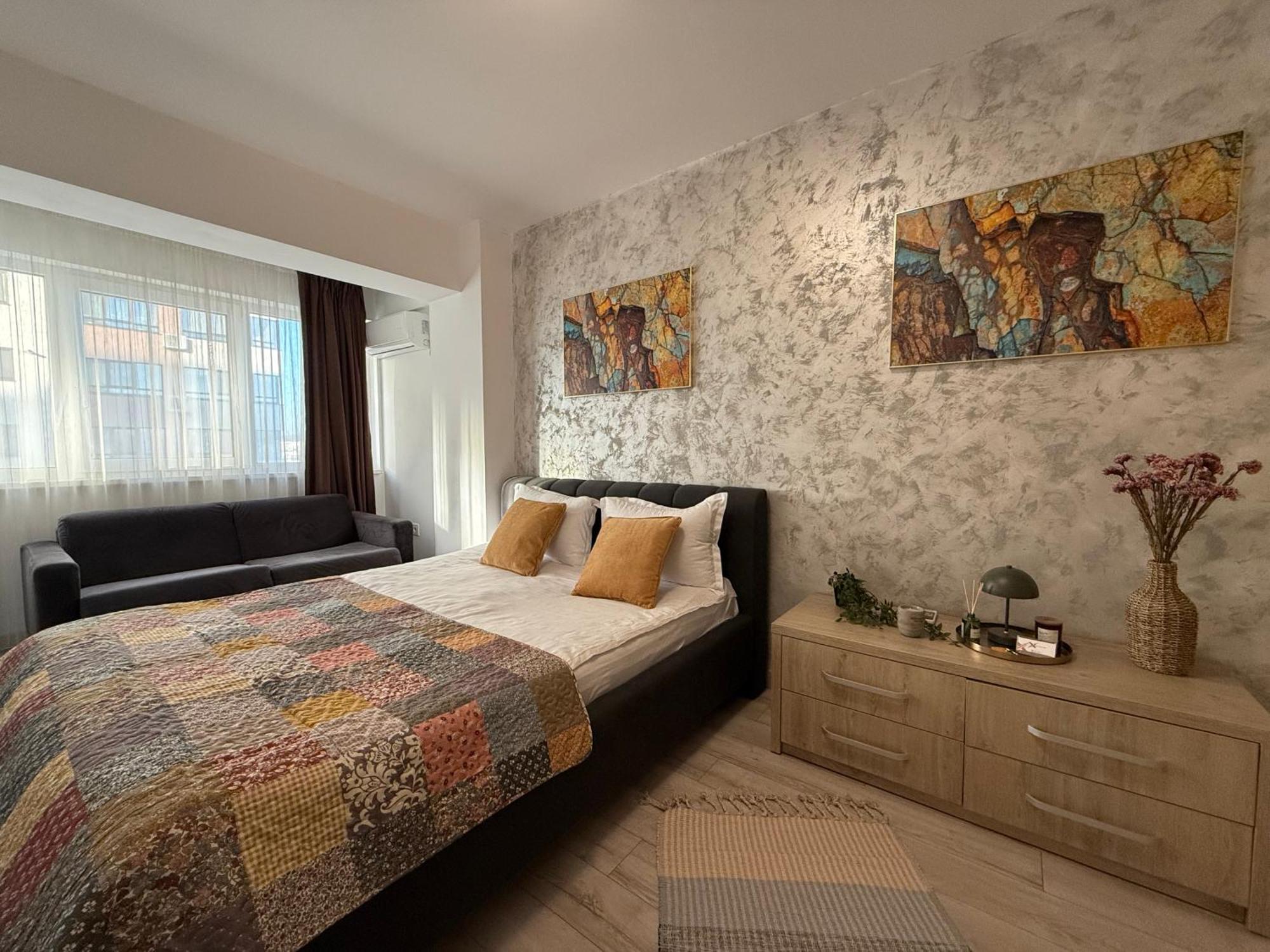 Smart Stay Studio With Free Parking 雅西 外观 照片